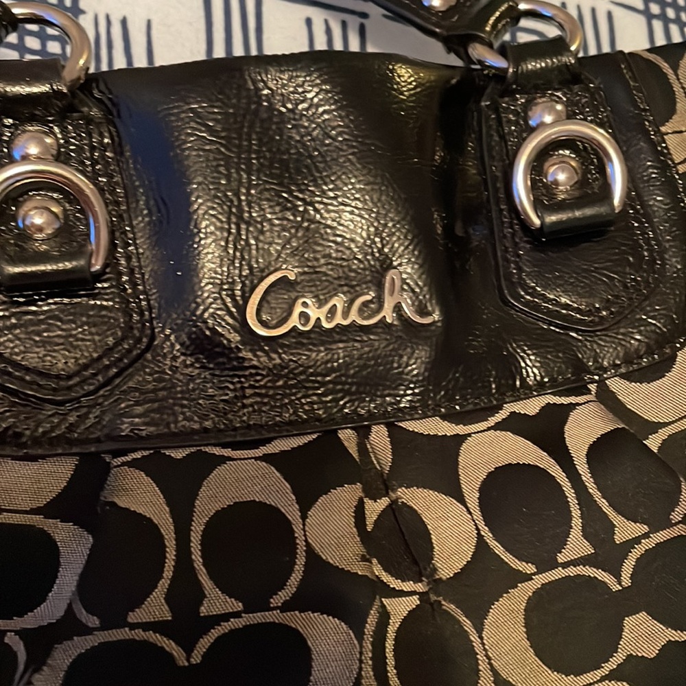 Coach Handbag - Picture 7 of 11